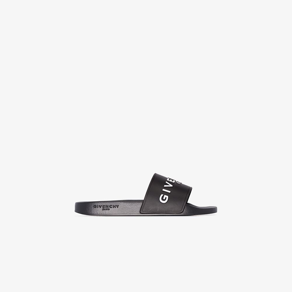 GIVENCHY photo