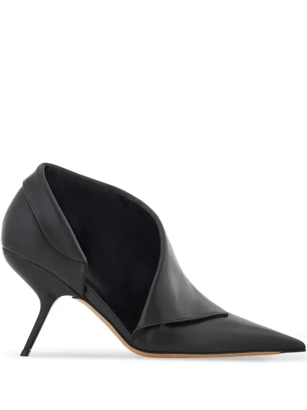 Ferragamo Black Pumps With Pointed Design And Side Opening Detail In Leather Woman