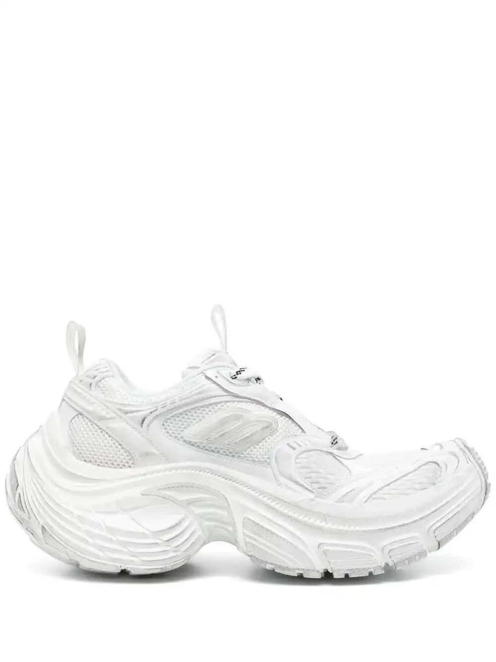 6XL Sneakers