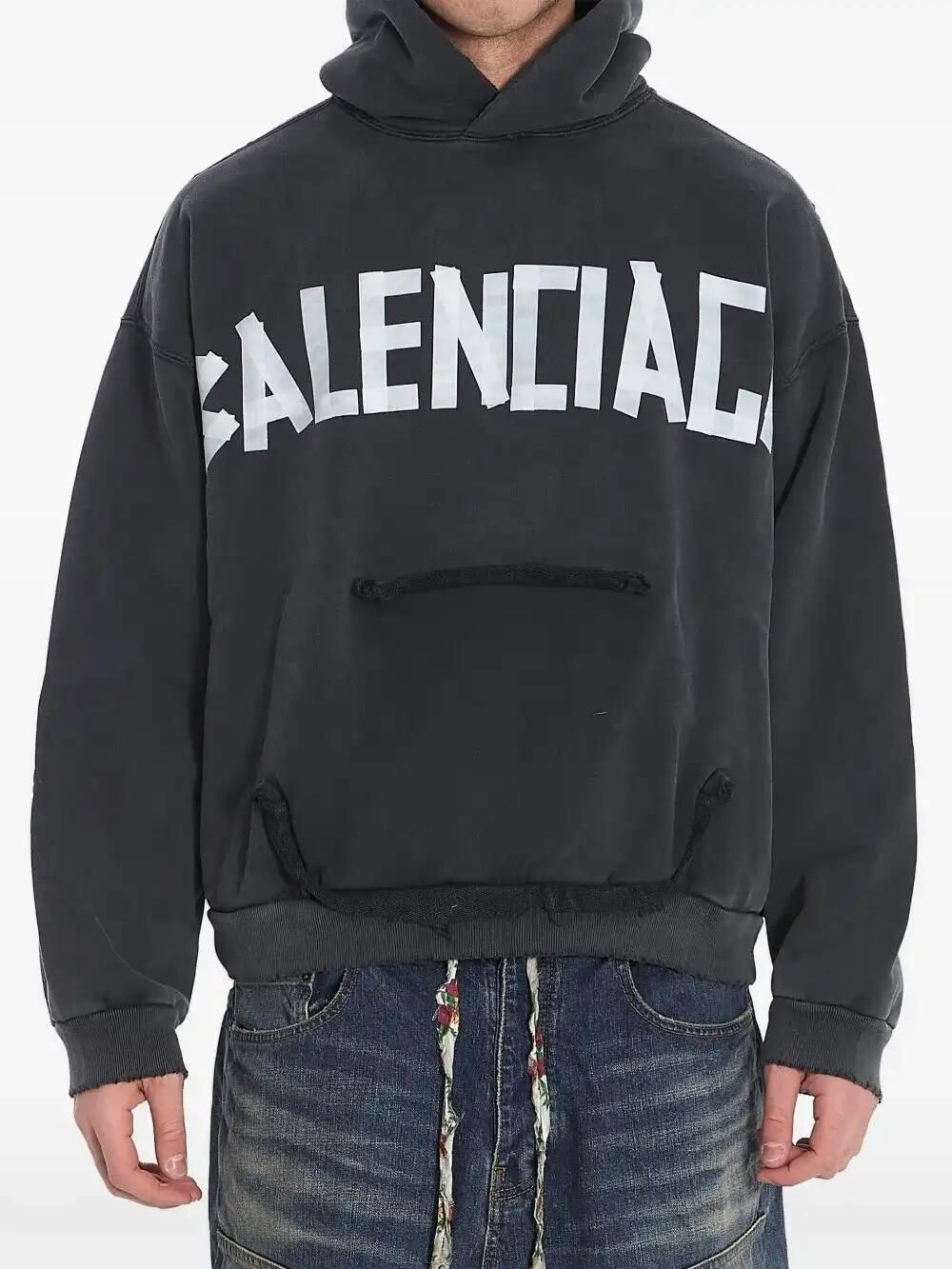 Tape Type Logo-Print Hoodie