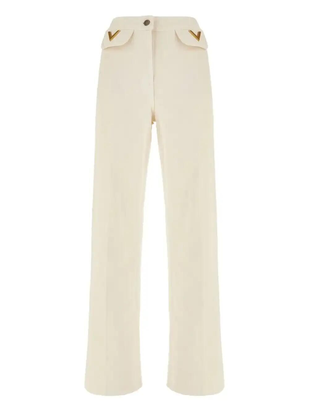 V-Shaped Pocket-Detail Jeans