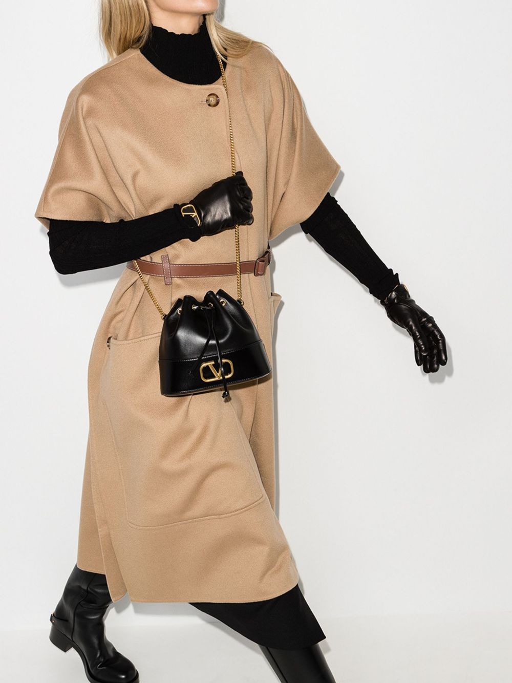 mini bucket bag in nappa with vlogo signature chain